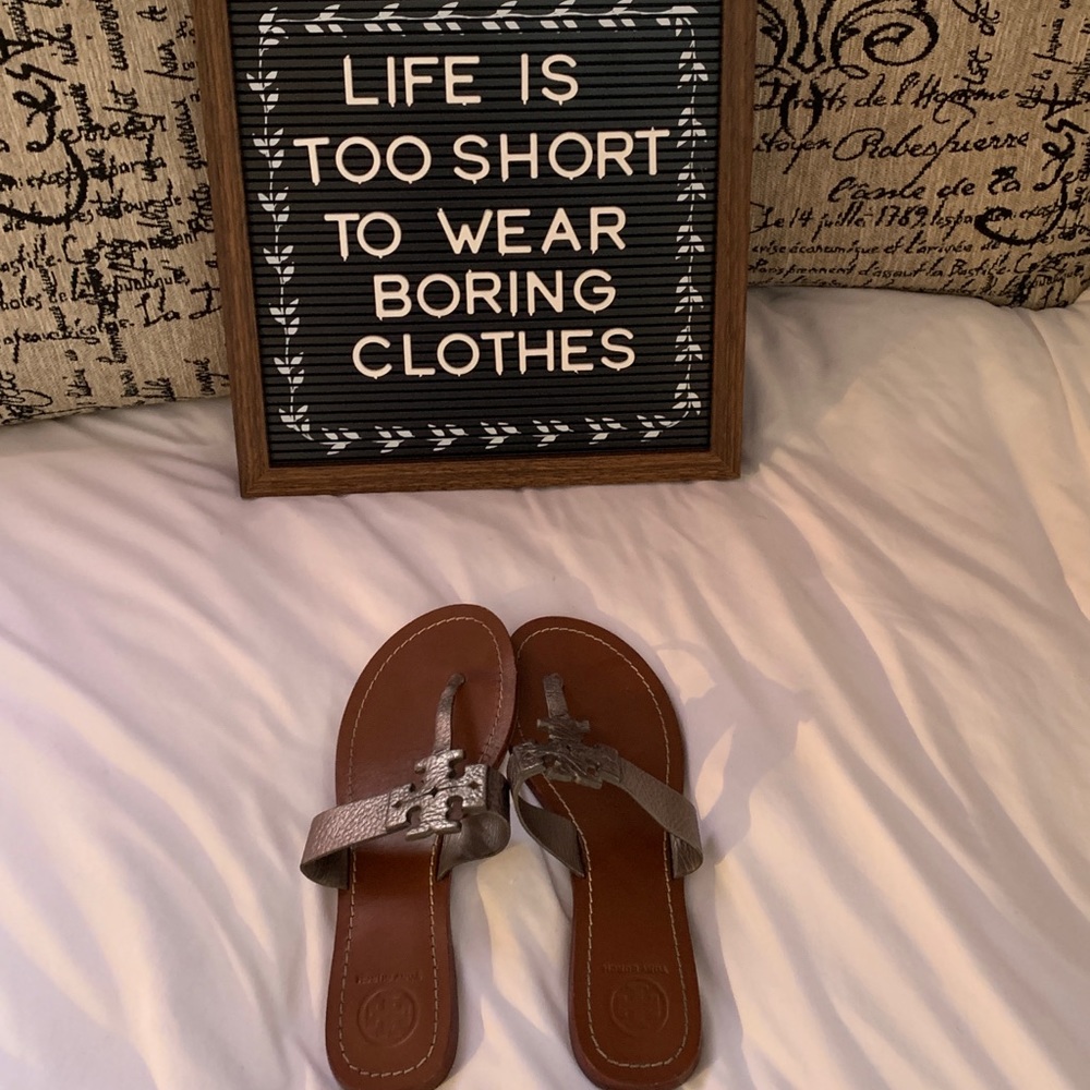 Tory Burch Flip Flops Size 7